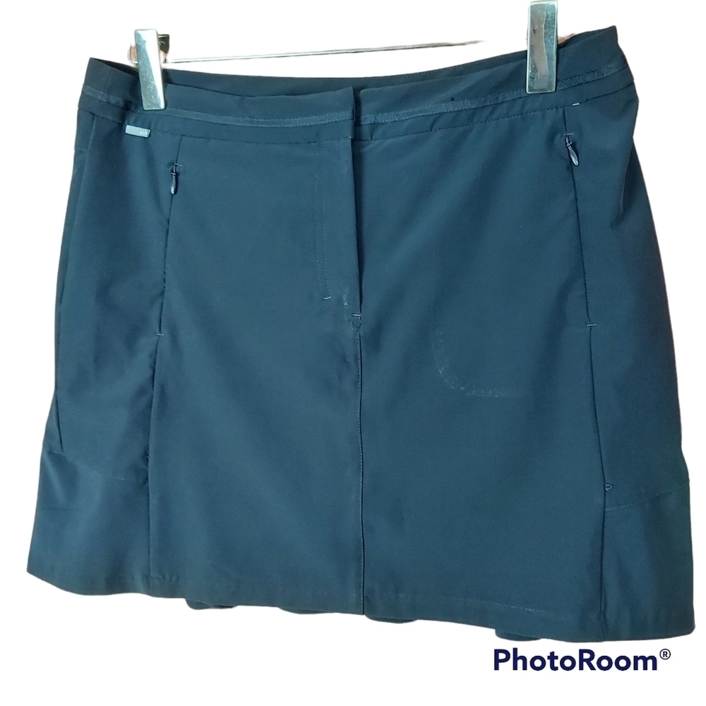 🍄3/50$🍄 NIVO by Lanctôt Golf Tennis blue skort size 8